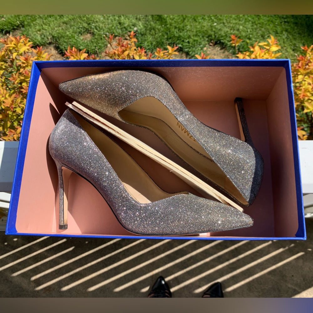 Slightly used Stuart Weitzman heels! 😍 - Picture 7 of 14